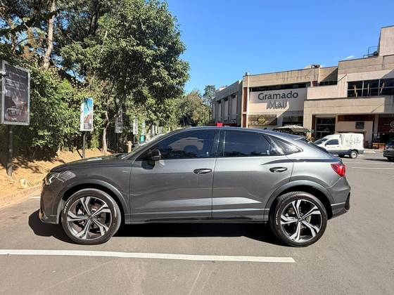 AUDI Q3 2.0 40 TFSI GASOLINA SPORTBACK PERFORMANCE BLACK QUATTRO TIPTRONIC AUDI Q3 2.0 40 TFSI GASOLINA SPORTBACK PERFORMANCE BLACK QUATTRO TIPTRONIC